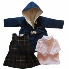 Ensemble manteau, robe et sous pull