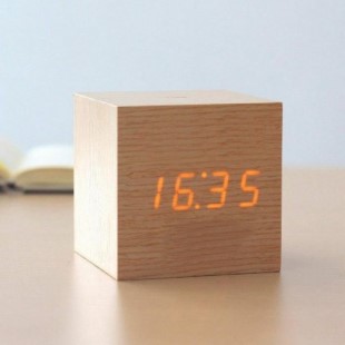 Horloge réveil Cube